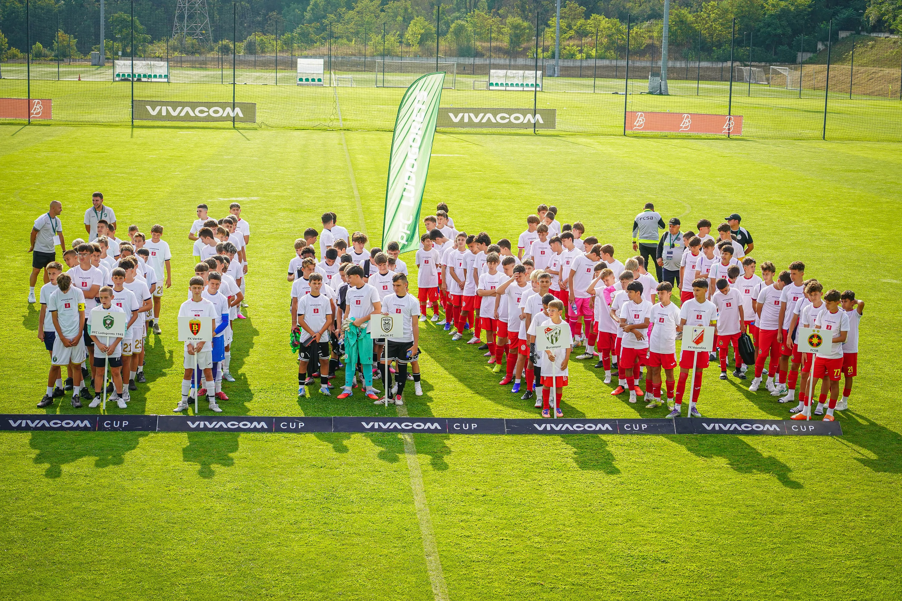 Голово шоу и убедителни победи във втория кръг на VIVACOM CUP