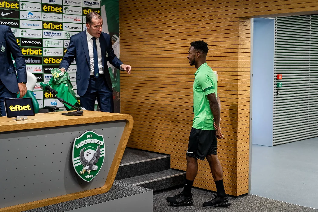 Ludogorets introduced Shaquille Pinas