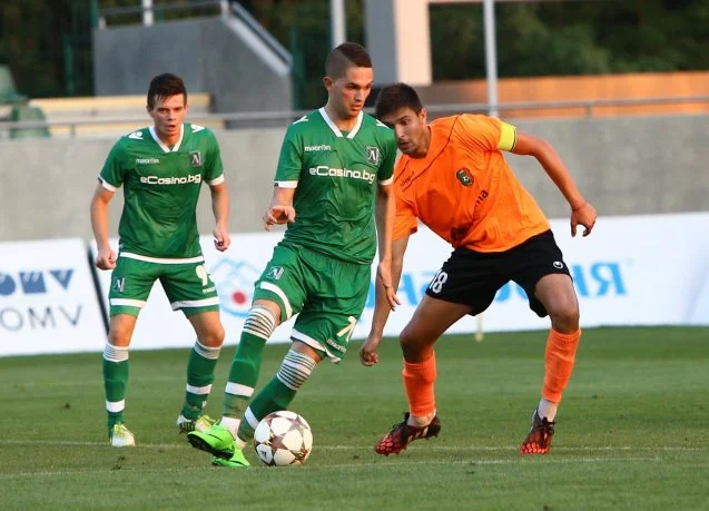 Лудогорец 2 губи 0:2 в Ловеч