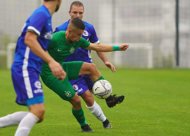 Лудогорец III завърши 1:1 със Светкавица