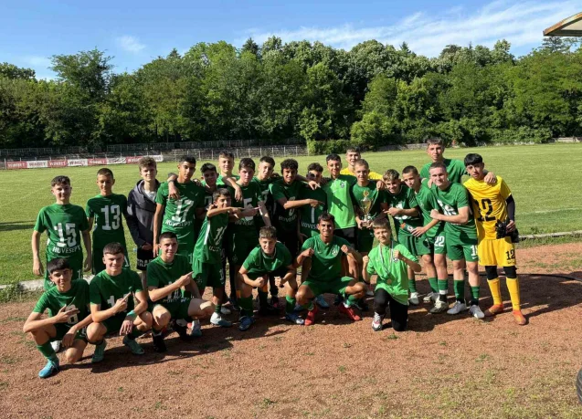 Децата от дубъла на Лудогорец U14 завършиха на второ място в първенството
