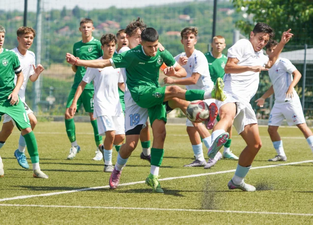 Лудогорец U15 записа реми 2:2 срещу ФКСБ U16
