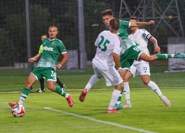 Лудогорец II загуби с 0:3 от Севлиево
