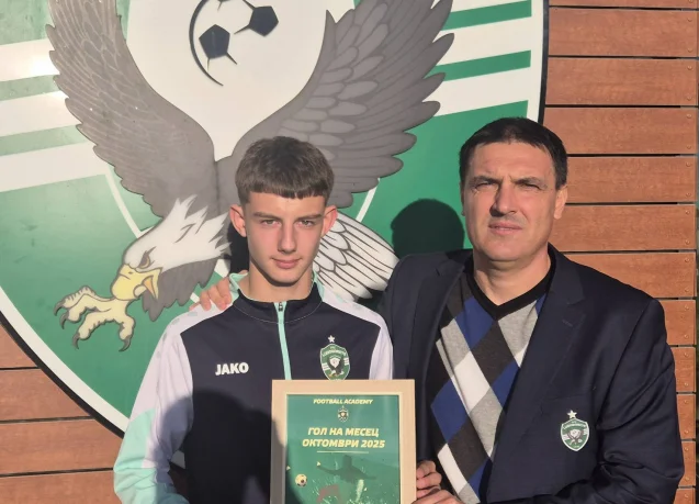 Даниел Рангелов от Лудогорец U15 шутира гола на октомври